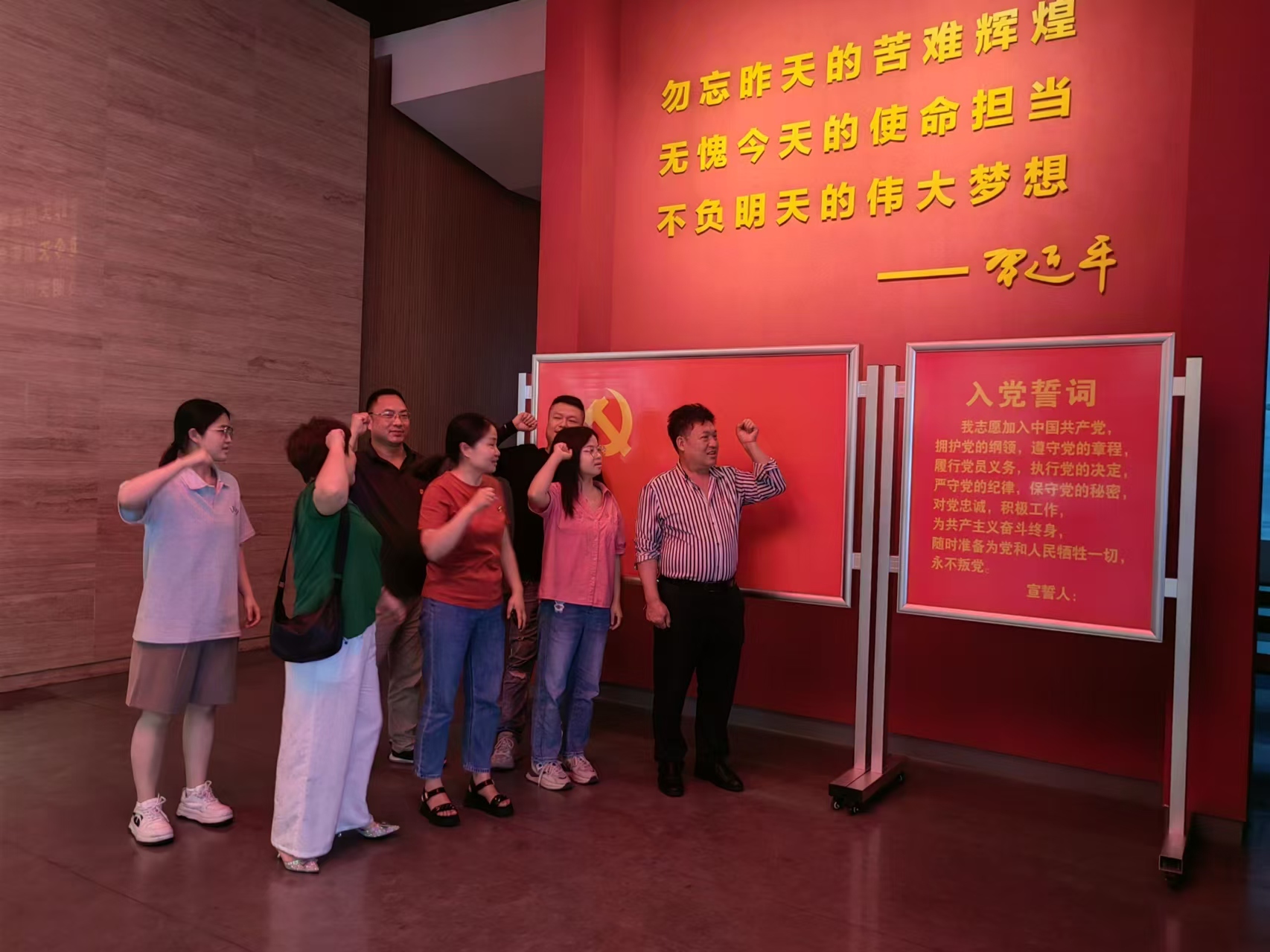 e60ca4f8f335f75ea7e8c65391aa04a7.png e60ca4f8f335f75ea7e8c65391aa04a7.png